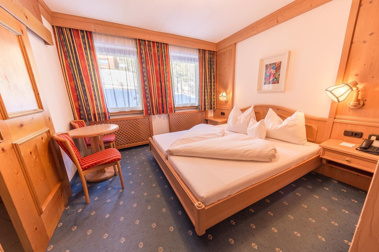 Hotel Karl Schranz Sankt Anton am Arlberg Esterno foto